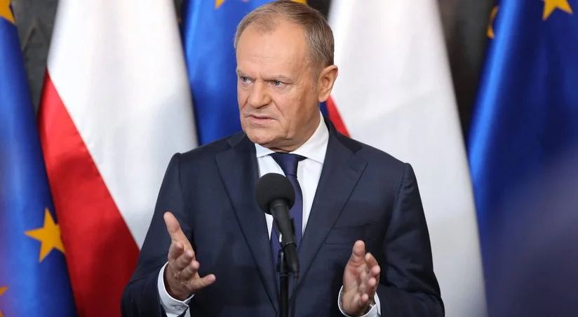 Tusk: “Microsoft” Polşaya 700 milyon dollar investisiya yatıracaq