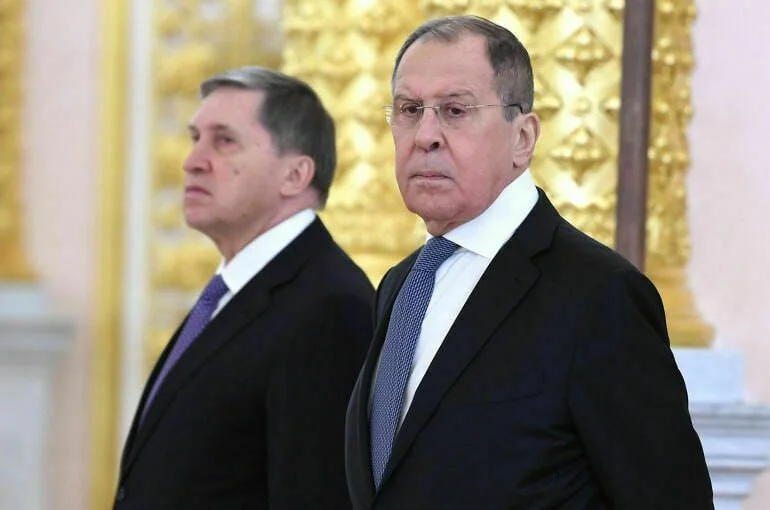 Lavrov və Putinin köməkçisi ABŞ la danışıqlar üçün Səudiyyə Ərəbistanına gedir