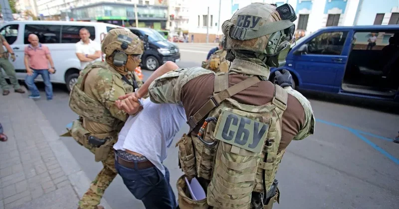 СБУ задержала троих человек за оправдание российских атак на Украину ФОТО