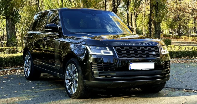 “Ayıq sürücü” “Range Rover”dən 11 min oğurladı