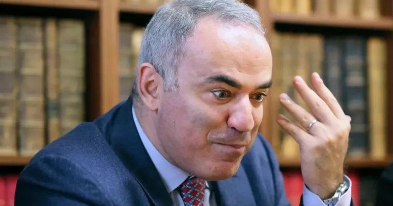 RT: Разыскиваемый Россией террорист Каспаров перечислил Украине миллионы долларов