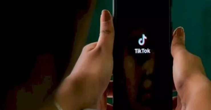 Tiktokda yardım toplayan arvadını söydü, HƏBS OLUNDU