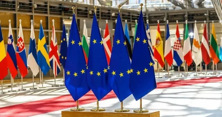 Politico: Диктатуры в Европе хотят 20% населения