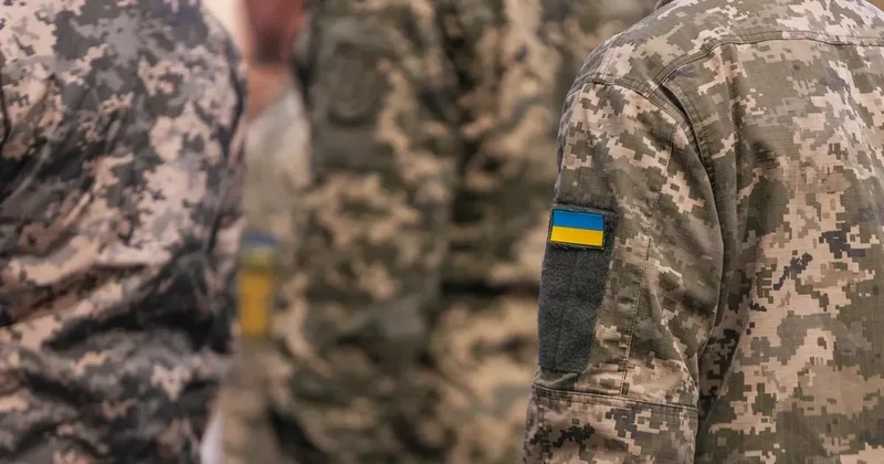 В Украине разрешили добровольную службу людям старше шестидесяти лет