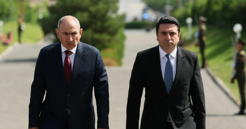 Paşinyan Simonyanın yerinə onu gətirmək istəyir Gizli etiraf