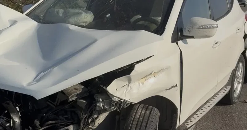 Азербайджанский адвокат: Меня преследовали мужчины на Range Rover, в результате я разбила машину вдребезги ФОТО