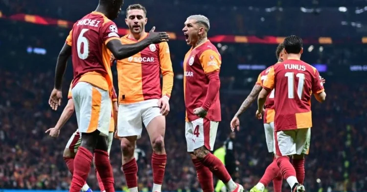 Qalatasaray ın Yuventus u məğlub etdiyi matç GENİŞ İCMAL