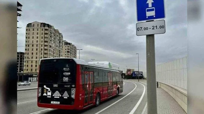 Bu yollarda çəkilən avtobus zolaqları etiraza səbəb oldu AYNA dan AÇIQLAMA