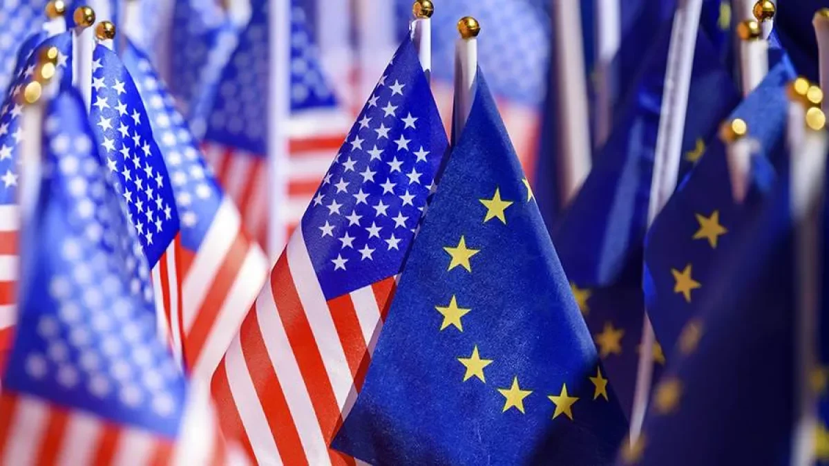 Euractiv: ЕС больше не может рассчитывать на США в сфере безопасности