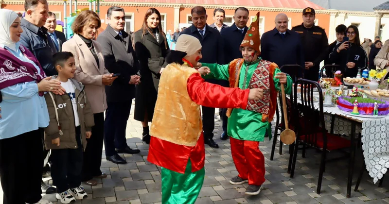 Samuxda bayram sevinci konsert proqramı, yarmarka və ağacəkmə aksiyası