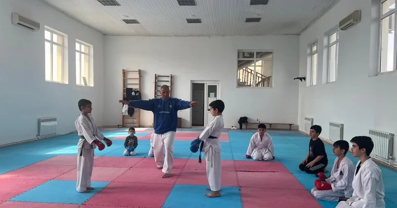 Lökbatan bazasında şotakan karate do üzrə ustad dərsi keçirilib FOTO