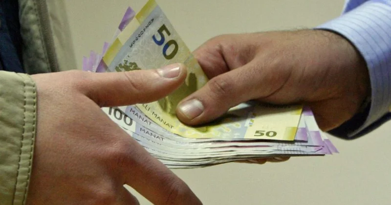 Bu şəxslərin maaşına 35 faiz əlavə edilə bilər Deputat açıqladı