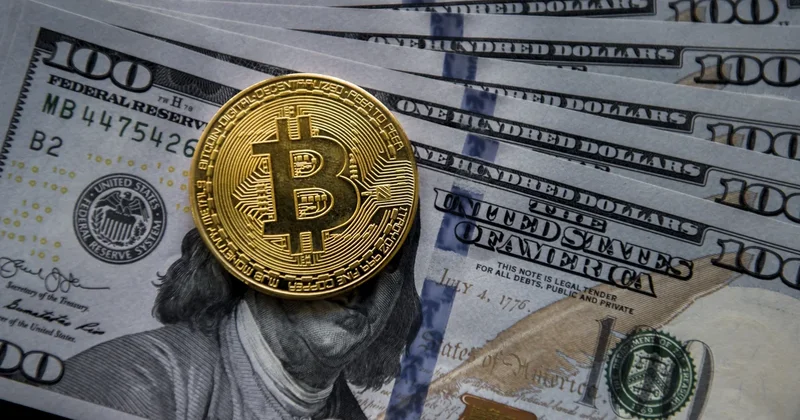 Цена биткоина выросла до $76 тыс. впервые за шесть недель