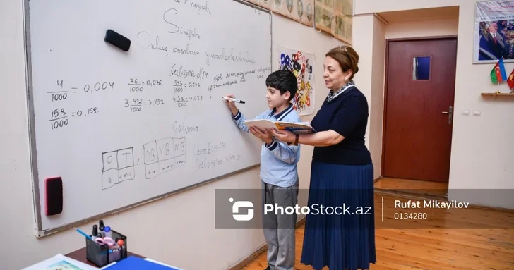 В Азербайджане хотят изменить систему работы учителей что вызывает споры