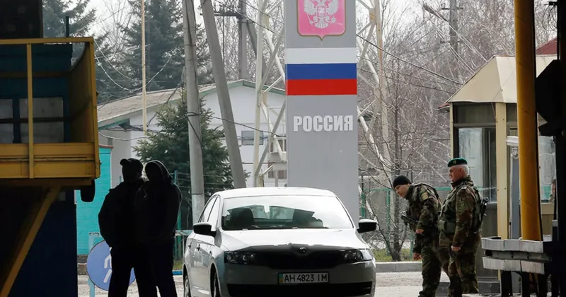 МВД предложило обязать мигрантов уведомлять о планах въезда в Россию