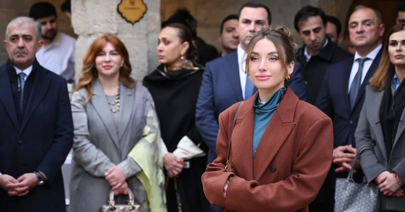 Prezidentin gəlini Buxara karvansarasının açılışında Fotolar