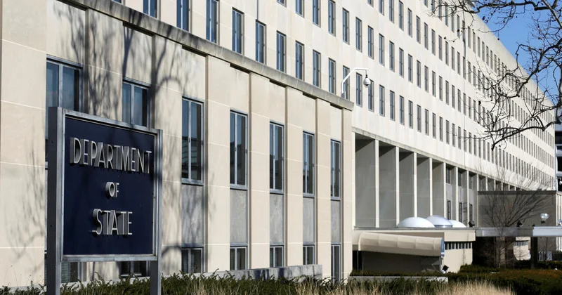 Власти США призвали другие страны объявить КСИР и Хезболлу террористами