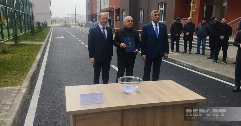 Şəhid ailələrinə, müharibə əlillərinə daha 35 ev verildi FOTOLAR