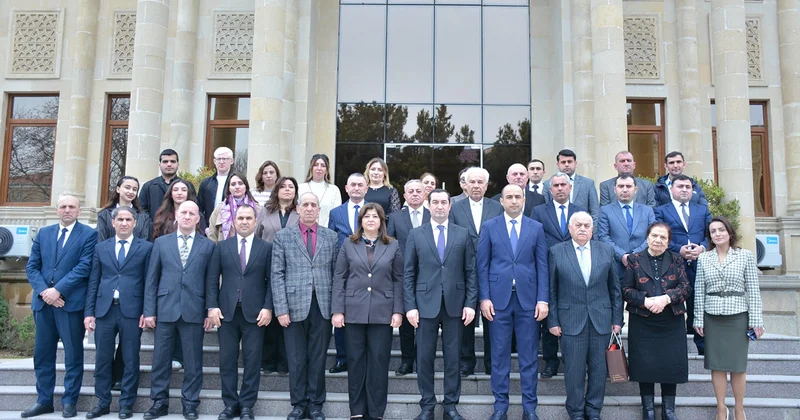 Şamaxıda YAP la bağlı dəyirmi masa Fotolar