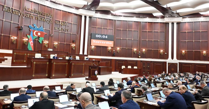 Milli Məclisdə plenar iclas: Hüquqi və sosial sahədə yeniliklər təsdiqlənib YENİLƏNİB