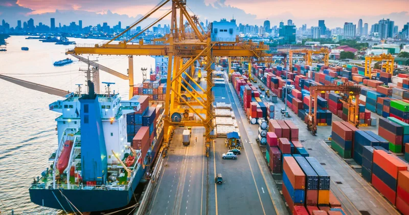 Azərbaycanın xarici ticarət dövriyyəsi 24% çox artıb