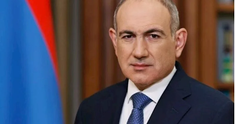 Paşinyan: Qarabağın Ermənistana birləşdirilməsi Konstutisayada olmamaldır