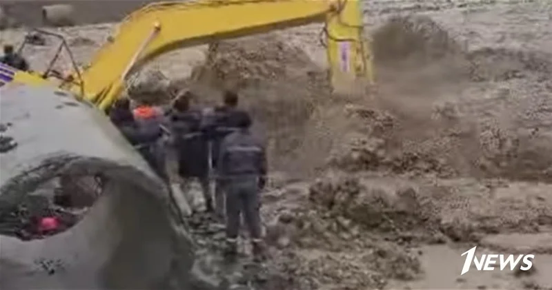 Трагедия на реке Агсучай: человек погиб при попытке спасти коллег ВИДЕО