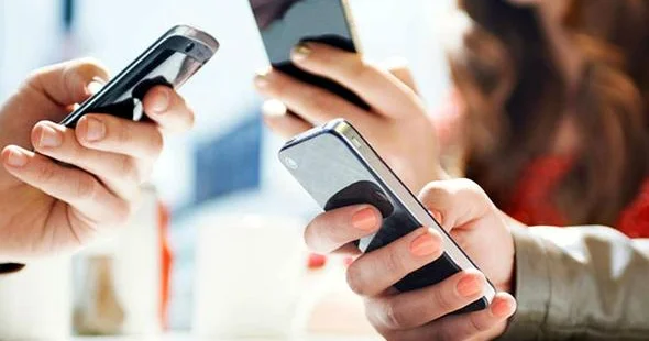 İnternet kəsilməsinə görə İrana dəyən ziyan açıqlandı
