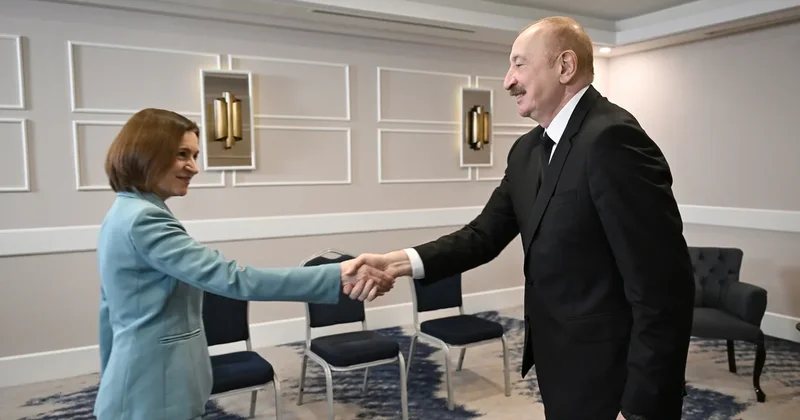 İlham Əliyev Antalyada moldovalı həmkarı ilə görüşdü FOTO