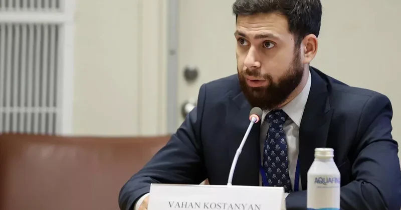 Костанян: Армении и Азербайджану нужно активизировать усилия по открытию коммуникаций