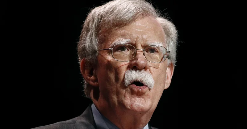 Экс советник Трампа Болтон: США ошиблись, сняв санкции с иранской нефти