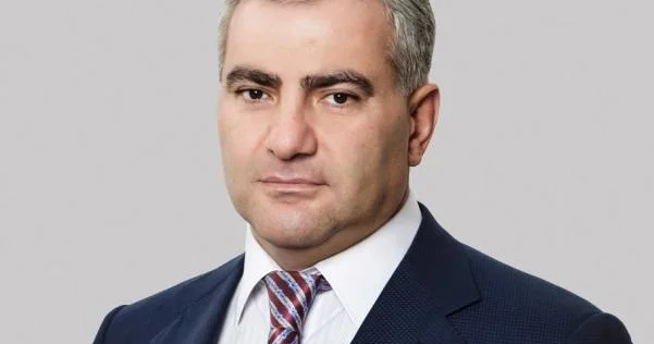 Karapetyan məhkəmədə 10 milyon dollar girov ödədi