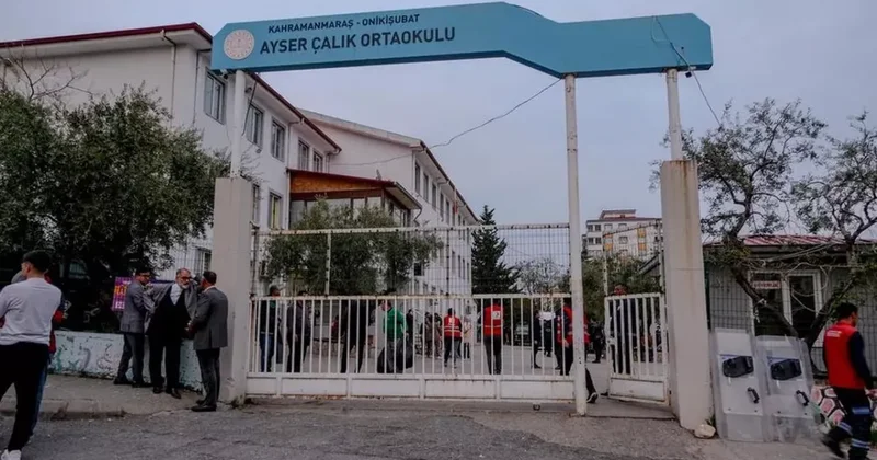 В Турции закрывают школу после вооружённого нападения