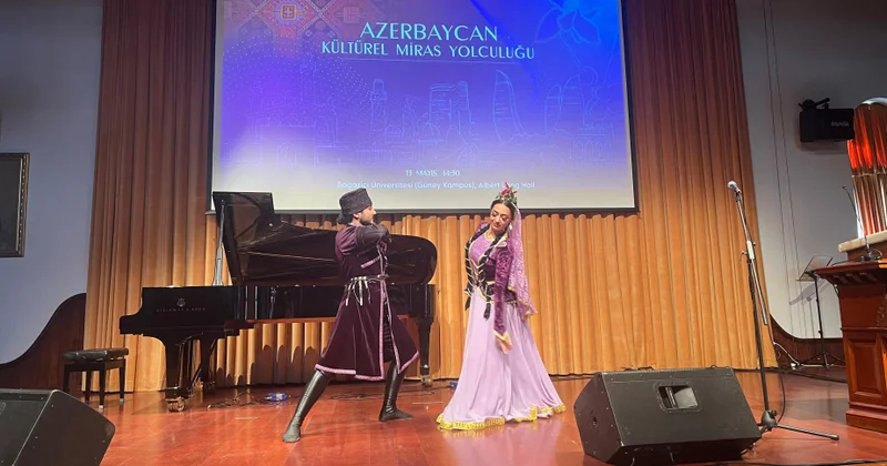 İstanbulda Azərbaycanın zəngin mədəni irsi tanıdılıb