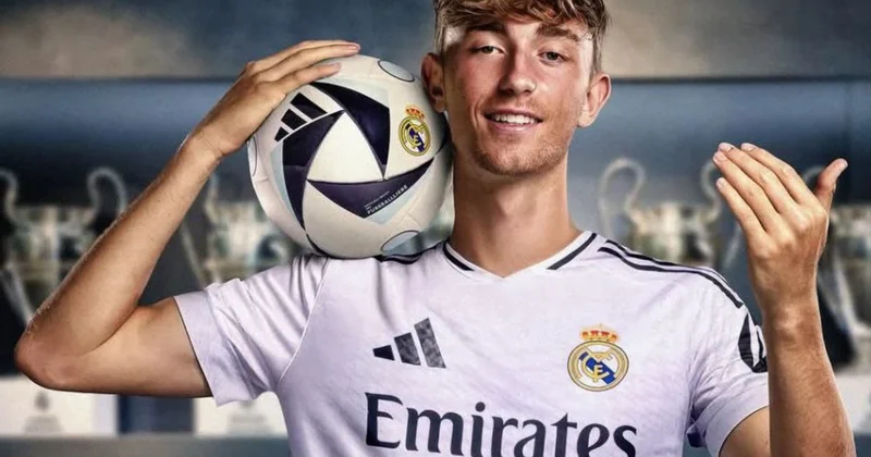 Real Madrid 20 yaşlı müdafiəçinin transferini rəsmiləşdirdi