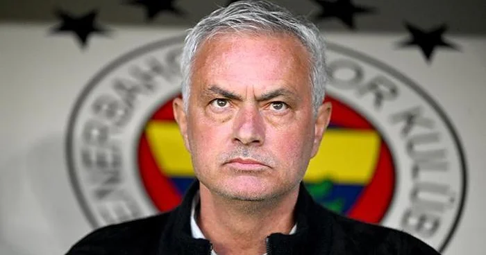 İngiltərə nəhəngi Mourinyonu istəyir 1 nömrəli namizəddir