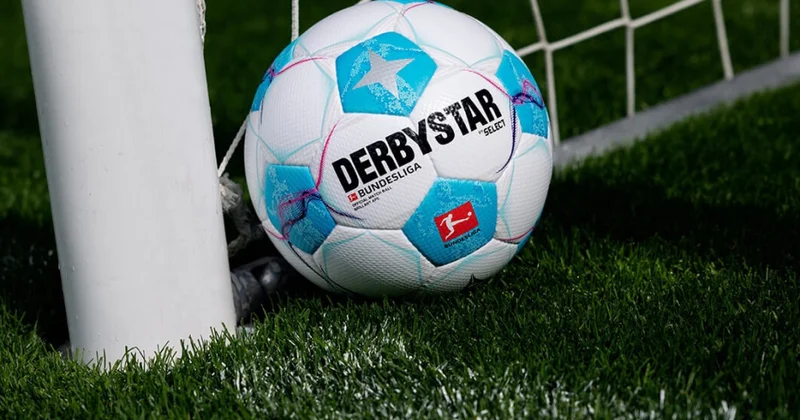 Bundesliqa: “Borussiya Dortmund” Çempionlar Liqasına vəsiqəni sonuncu turda təmin edib