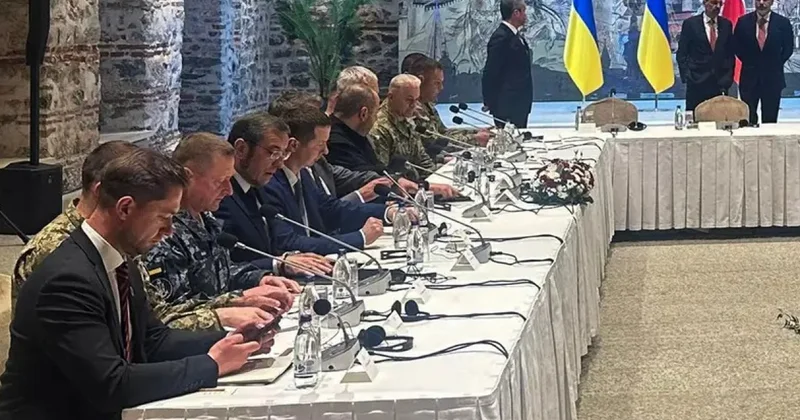 Украинцы ожидают переговоров с русскими не раньше октября