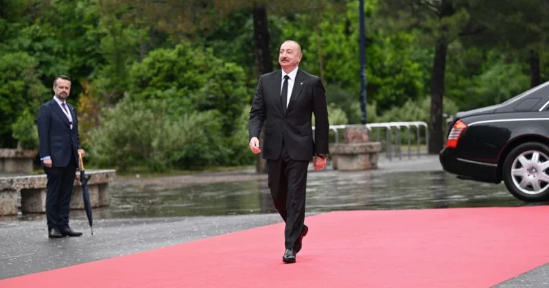 “İlham Əliyev “Avropa Siyasi Birliyi”nin toplantısında davranışları ilə lider qıtlığı yaşayan dünyada əsl liderin necə olmasını nümayiş etdirdi” RƏY