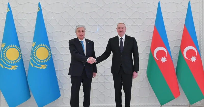 İlham Əliyev Kasım Jomart Tokayevi təbrik etdi