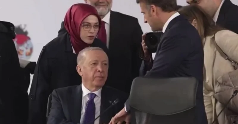 Makron özünü Ərdoğana görüşdə alçalmış duruma salıb