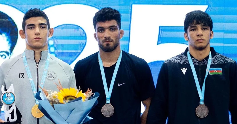 Azərbaycan güləşçiləri İrandakı turniri beş medalla başa vurublar