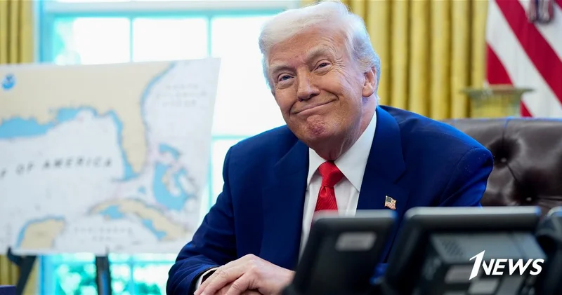 Трамп заявил, что предпочел бы не вводить санкции против России