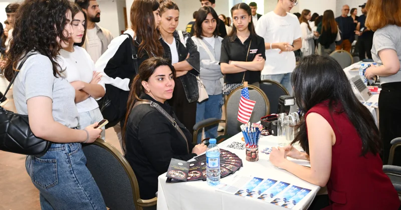 “EducationUSA Məzun Sərgisi”: ABŞ universitetlərində təhsil alan azərbaycanlı tələbələrin sayı artmaqdadır