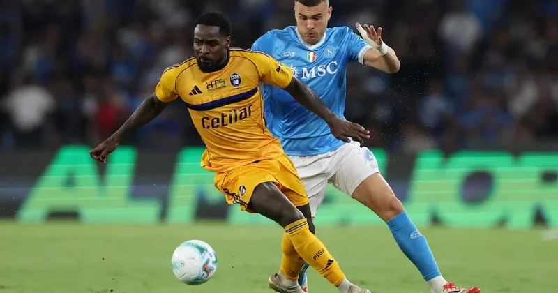 Seriya A: “Napoli” Çempionlar Liqasına vəsiqəni rəsmiləşdirdi