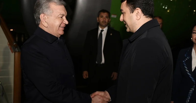 Mirziyoyev Bakıda Foto