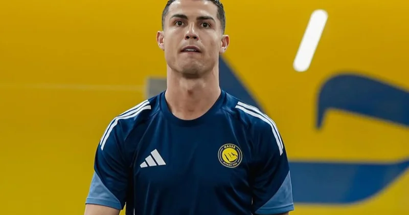 Hər kəs 41 yaşlı Ronaldonun bu görüntüsündən danışır FOTO