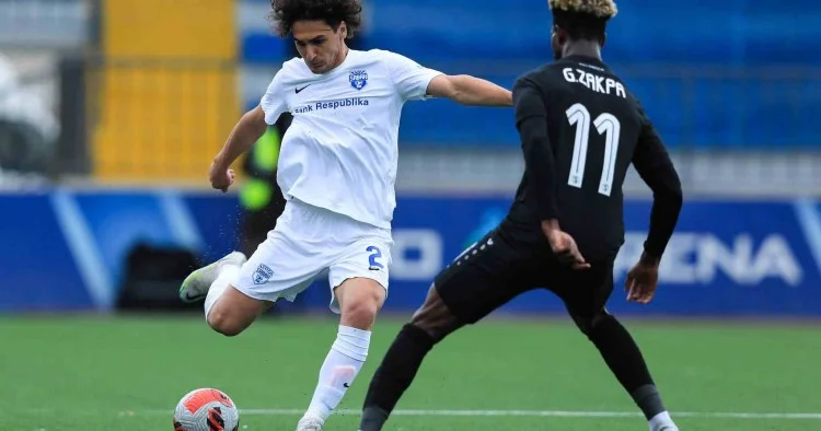 Ehtiyatda da qalsam... Sabah ın futbolçusu