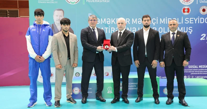 Mirzəliyev Seyidov un xatirəsinə karate turniri