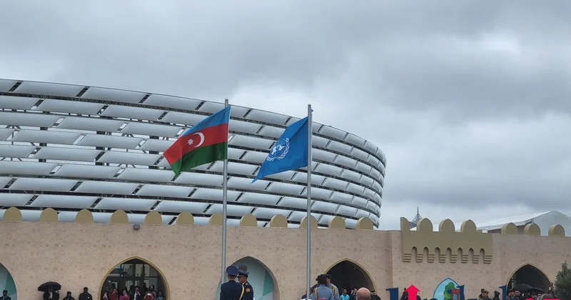 WUF13 ün rəsmi bayraqqaldırma mərasimi oldu FOTO